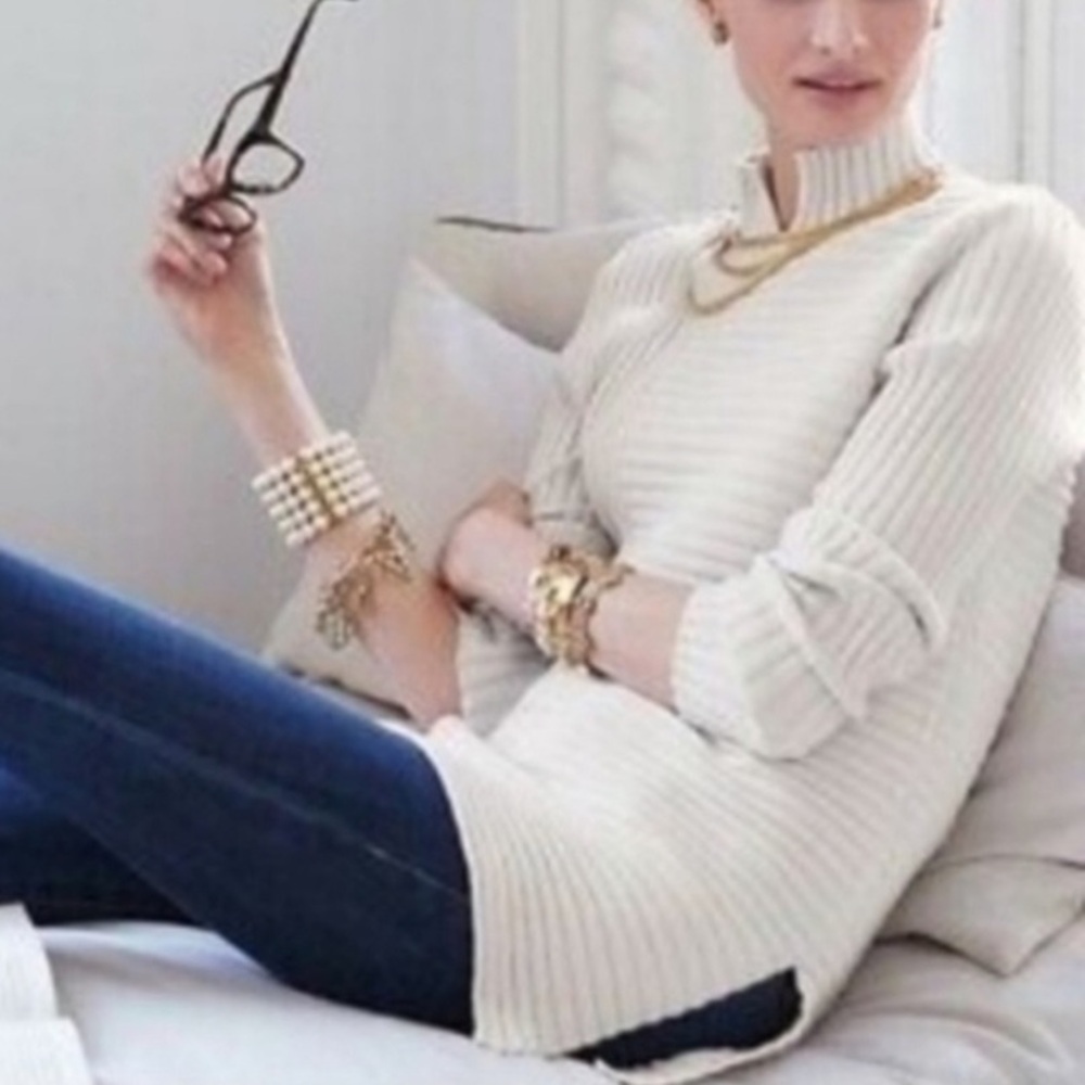 NWOT CAbi D-ring Asymmetrical Ribbed Ivory Sweater #3363 Cream Pullover